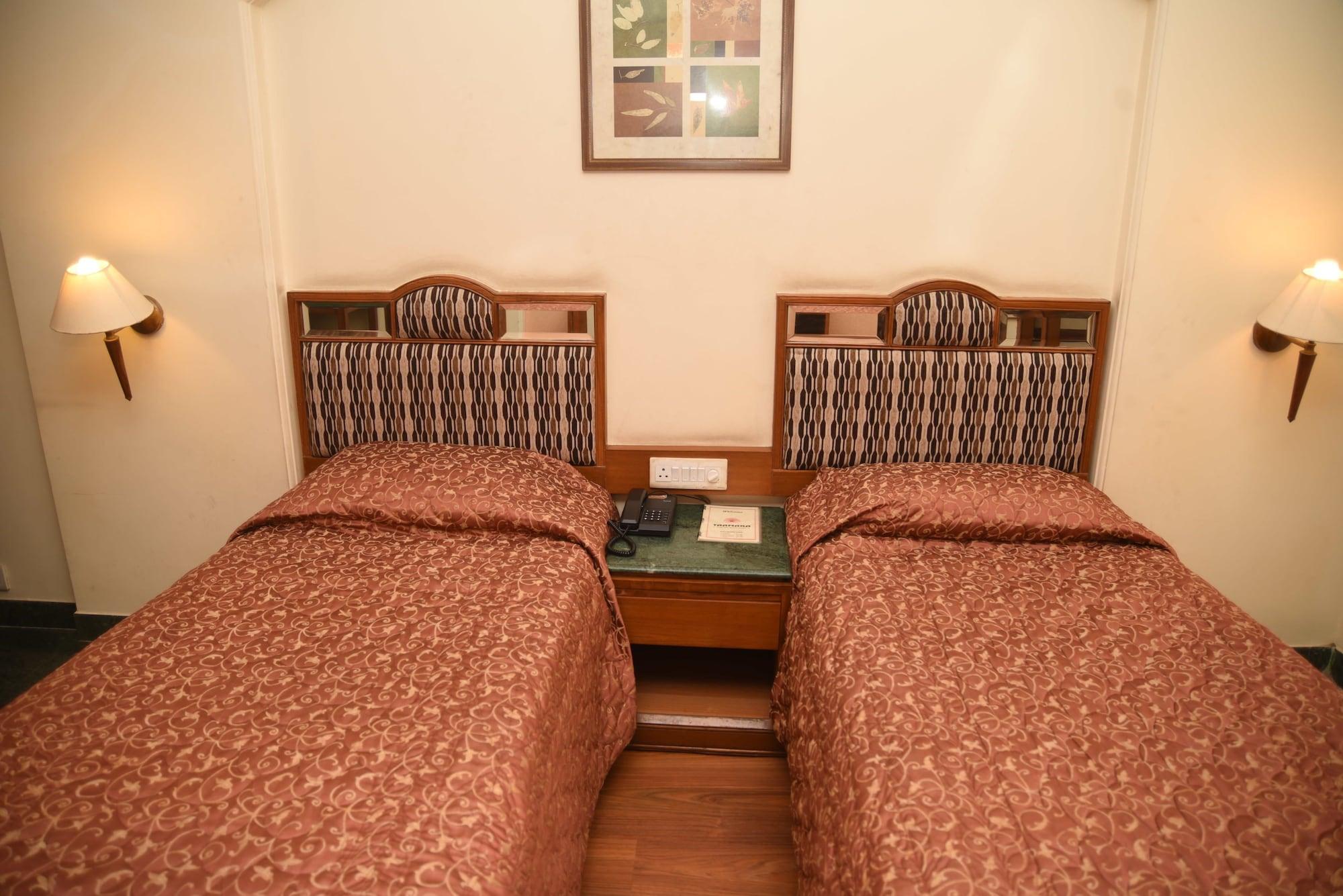 Hotel Maurya Bangalore Exterior photo