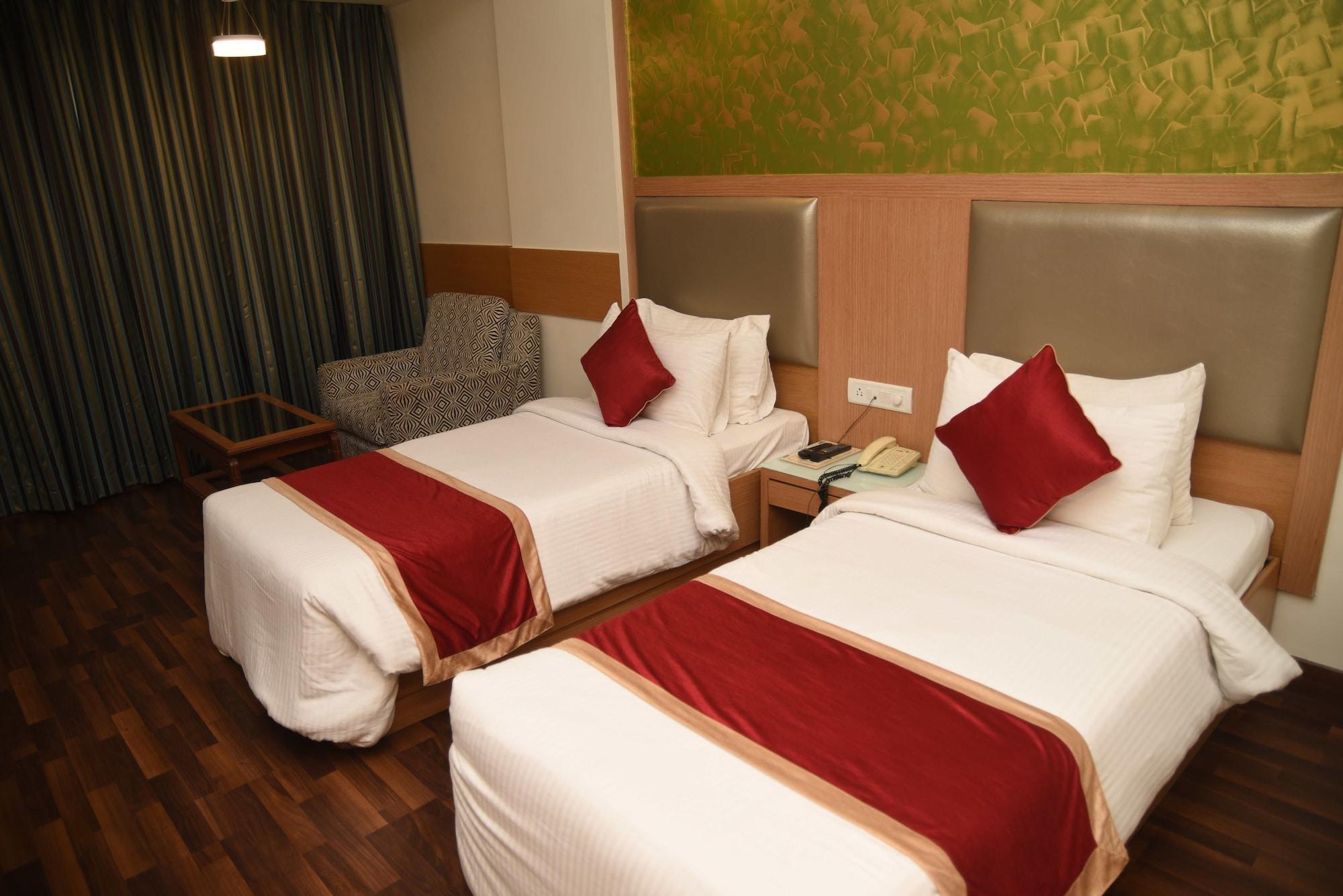 Hotel Maurya Bangalore Exterior photo