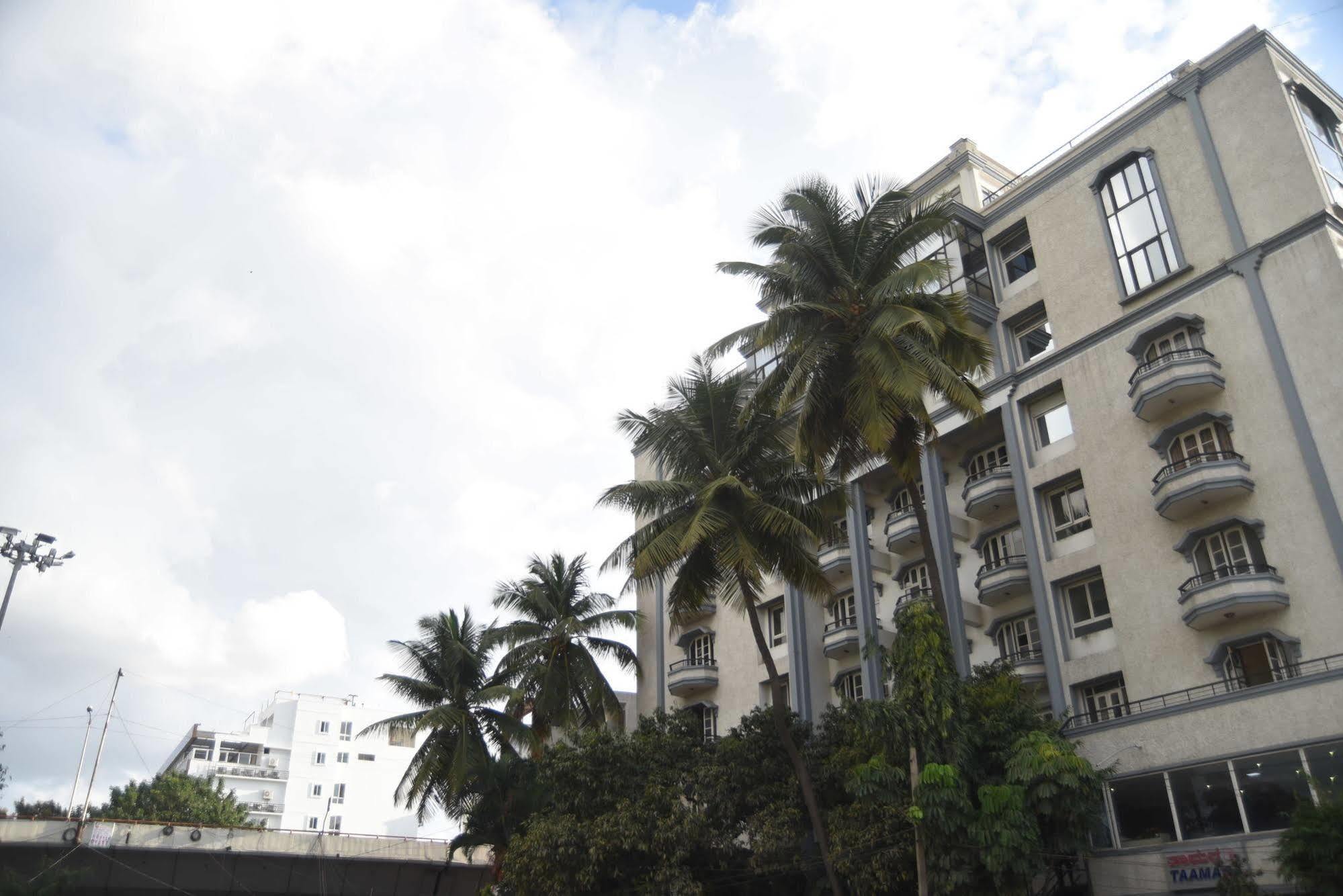 Hotel Maurya Bangalore Exterior photo